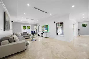 155 W 60th St, Hialeah, FL 33012 - Photo 3