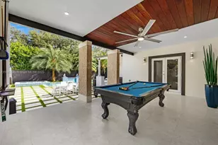 155 W 60th St, Hialeah, FL 33012 - Photo 15