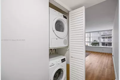 1440 Brickell Bay Dr #307, Miami, FL 33131 - Photo 11