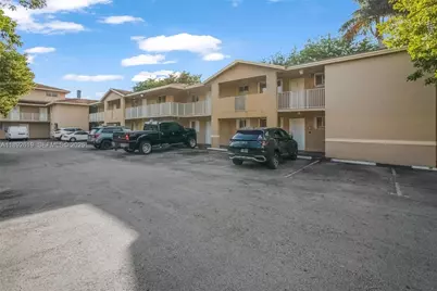 7785 W 30th Ct #F-210, Hialeah, FL 33018 - Photo 21
