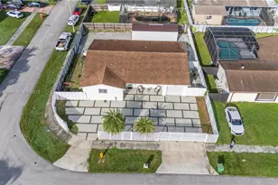 17040 SW 107th Ct, Miami, FL 33157 - Photo 5