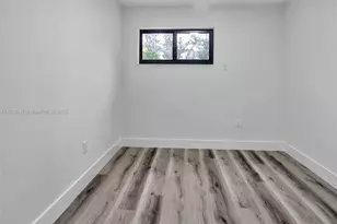 4037 SW 65th Ave, South Miami, FL 33155 - Photo 9