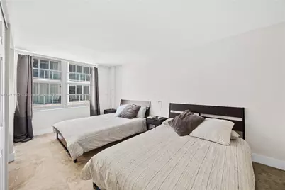 5555 Collins Ave #4B, Miami Beach, FL 33140 - Photo 7