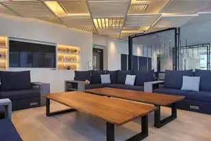 227 NE 2nd St, Miami, FL 33132 - Photo 43