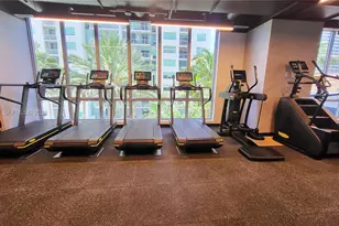 227 NE 2nd St, Miami, FL 33132 - Photo 37