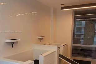 227 NE 2nd St, Miami, FL 33132 - Photo 45