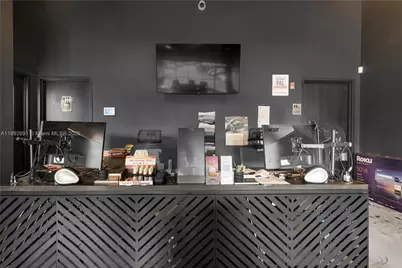 Established Service & Repair Car Shop, Sweetwater, FL . - Photo 15