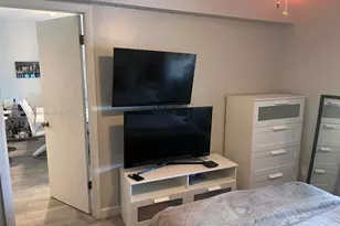 2307 S Cypress Bend Dr, Pompano Beach, FL 33069 - Photo 17