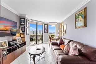 3598 Yacht Club Dr, Aventura, FL 33180 - Photo 55