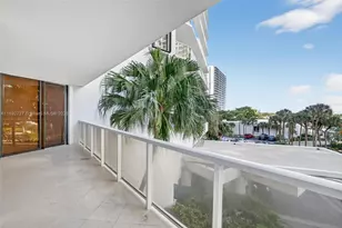 20281 E Country Club Dr, Aventura, FL 33180 - Photo 11