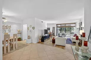 20281 E Country Club Dr, Aventura, FL 33180 - Photo 1
