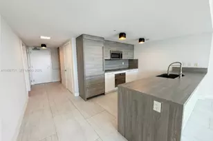 400 Sunny Isles Blvd, Sunny Isles Beach, FL 33160 - Photo 9