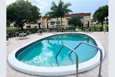 8851 Sunrise Lakes Blvd #109, Sunrise, FL 33322 - Photo 19