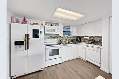 6300 SW 138th Ct #205, Miami, FL 33183 - Photo 7