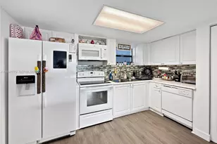 6300 SW 138th Ct, Miami, FL 33183 - Photo 7