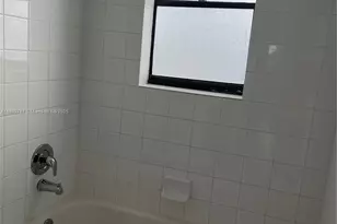 500 NE 2nd St, Dania Beach, FL 33004 - Photo 11