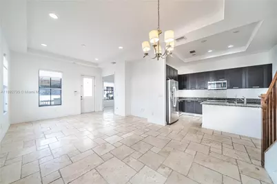 8478 NW 52nd St #8478, Doral, FL 33166 - Photo 9