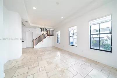 8478 NW 52nd St #8478, Doral, FL 33166 - Photo 7