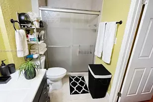 [Address not provided], North Lauderdale, FL 33068 - Photo 17