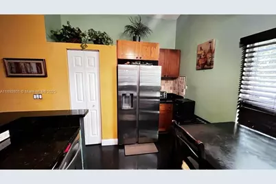 [Address not provided], North Lauderdale, FL 33068 - Photo 9