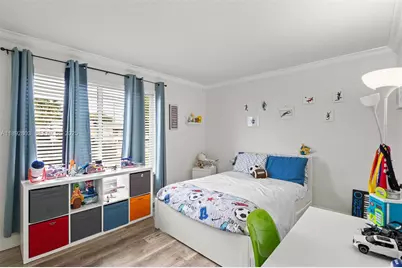 9200 NW 21st Mnr, Sunrise, FL 33322 - Photo 7