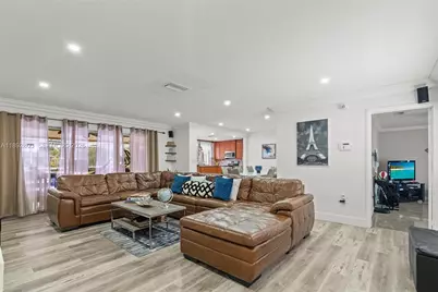 9200 NW 21st Mnr, Sunrise, FL 33322 - Photo 5