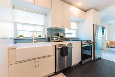 426 NE 26th St #1, Miami, FL 33137 - Photo 15