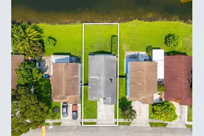 9917 W Elm Ln, Miramar, FL 33025 - Photo 39