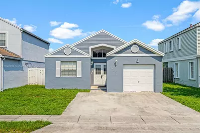 9917 W Elm Ln, Miramar, FL 33025 - Photo 1