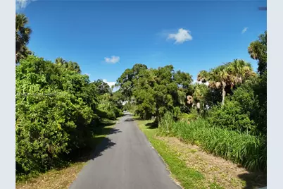 15306 SW Palm Oak Ave, Indiantown, FL 34956 - Photo 13