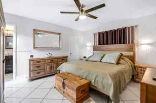 8111 SW 205th St, Cutler Bay, FL 33189 - Photo 15