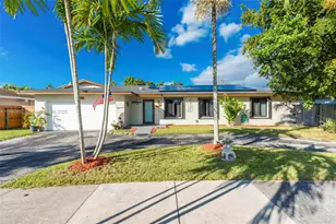 8111 SW 205th St, Cutler Bay, FL 33189 - Photo 41