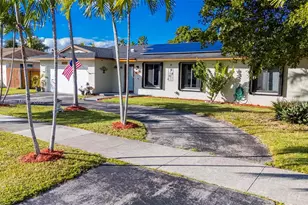 8111 SW 205th St, Cutler Bay, FL 33189 - Photo 39