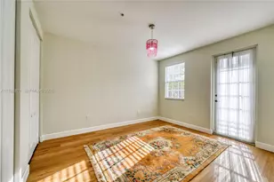 430 SW 147th Ave, Pembroke Pines, FL 33027 - Photo 9