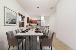 236 SE 32nd Ave, Homestead, FL 33033 - Photo 3