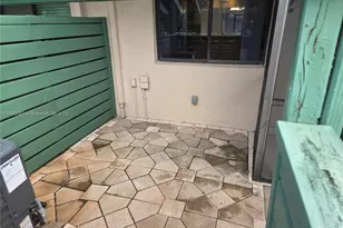 460 Lakeview Dr, Weston, FL 33326 - Photo 7