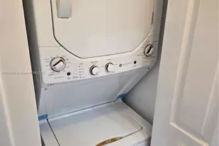 460 Lakeview Dr, Weston, FL 33326 - Photo 17