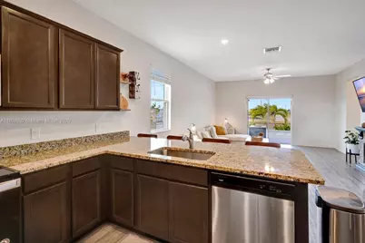 4413 NW 34th St, Cape Coral, FL 33993 - Photo 13