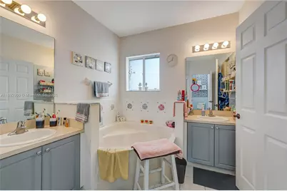 1947 SE 23rd Rd, Homestead, FL 33035 - Photo 27