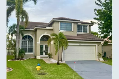 18249 SW 3rd St, Pembroke Pines, FL 33029 - Photo 1