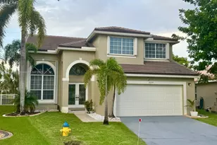 18249 SW 3rd St, Pembroke Pines, FL 33029 - Photo 1
