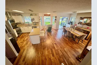 18249 SW 3rd St, Pembroke Pines, FL 33029 - Photo 27