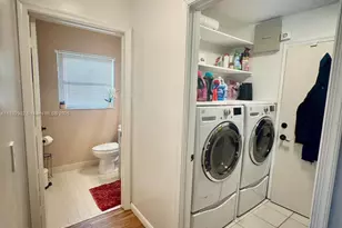 18249 SW 3rd St, Pembroke Pines, FL 33029 - Photo 31