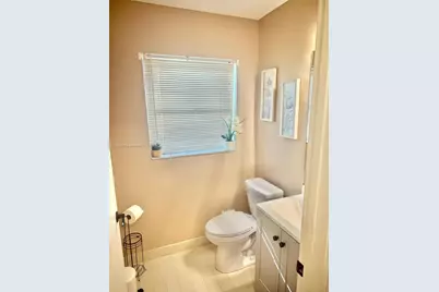 18249 SW 3rd St, Pembroke Pines, FL 33029 - Photo 29
