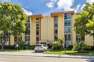 210 172nd St, Sunny Isles Beach, FL 33160 - Photo 1