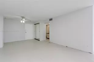 210 172nd St, Sunny Isles Beach, FL 33160 - Photo 5