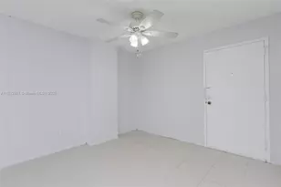 210 172nd St, Sunny Isles Beach, FL 33160 - Photo 9