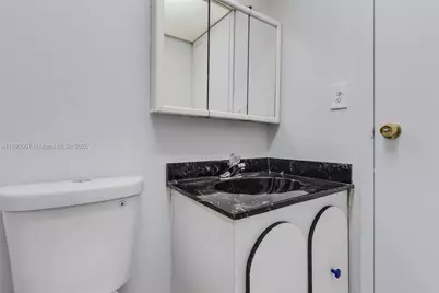 210 172nd St #432, Sunny Isles Beach, FL 33160 - Photo 15