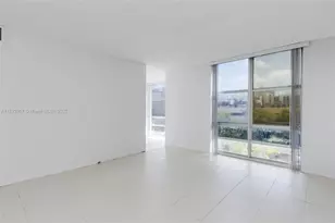 210 172nd St, Sunny Isles Beach, FL 33160 - Photo 7