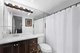 4043 NW 16th St, Lauderhill, FL 33313 - Photo 17